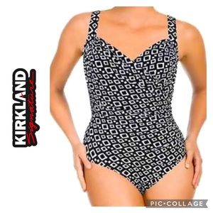 KIRKLAND SIGNATURE | Miraclesuit Shirred One piece *NWOT* 💎💎💎
